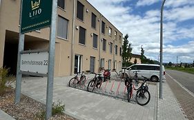 Hotel Lijo, Bei Basel