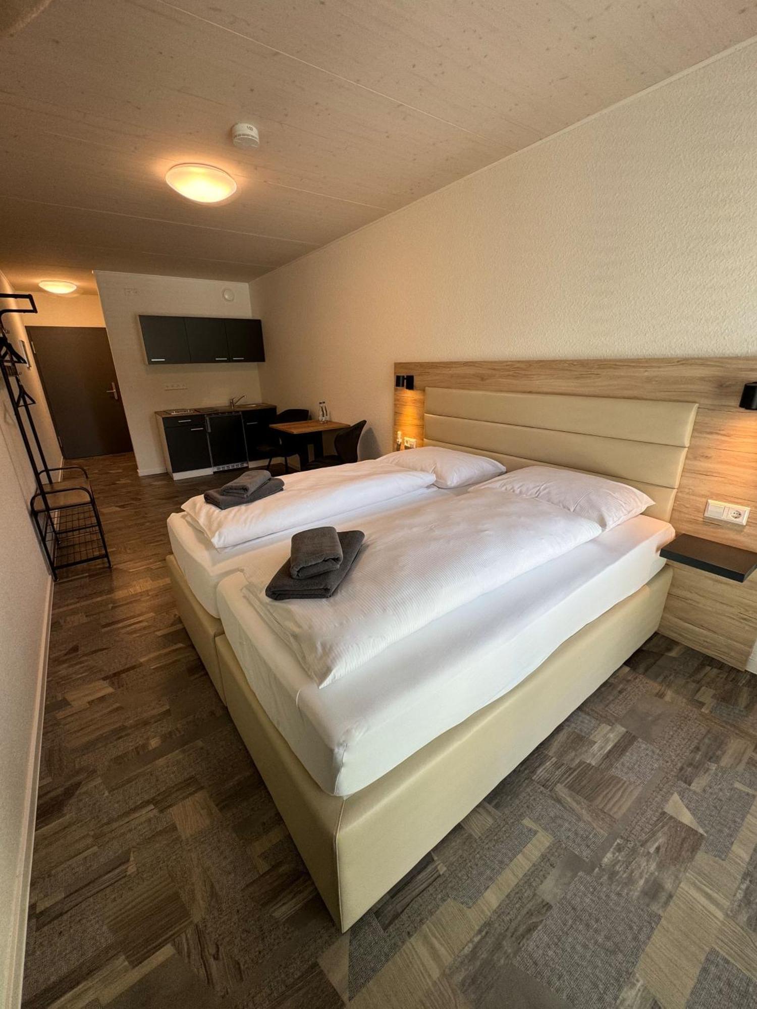 Hotel Lijo, Bei Basel Steinen  Buitenkant foto