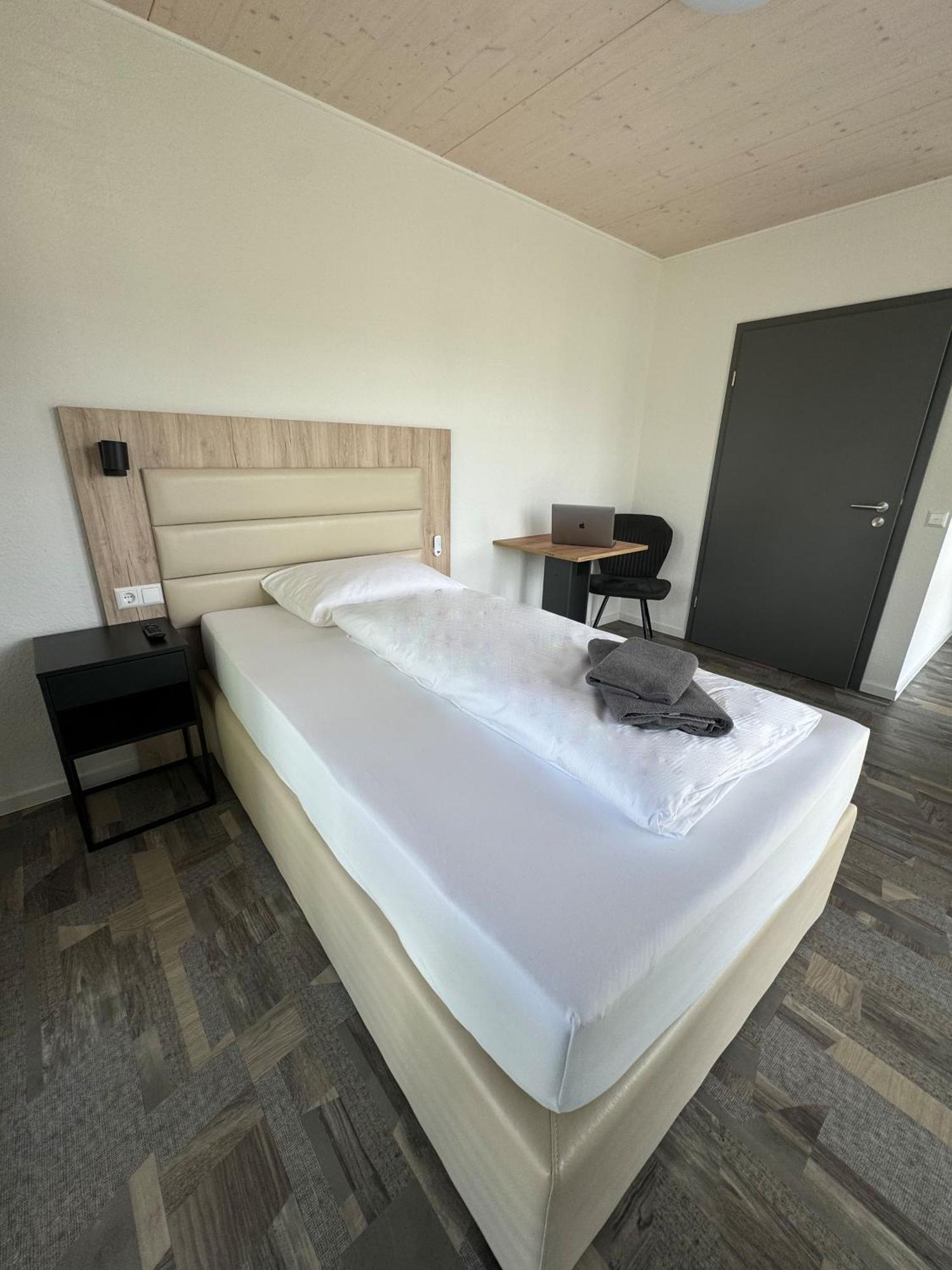 Hotel Lijo, Bei Basel Steinen  Buitenkant foto